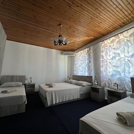 Onetwosleep Guesthouse شكودر المظهر الخارجي الصورة