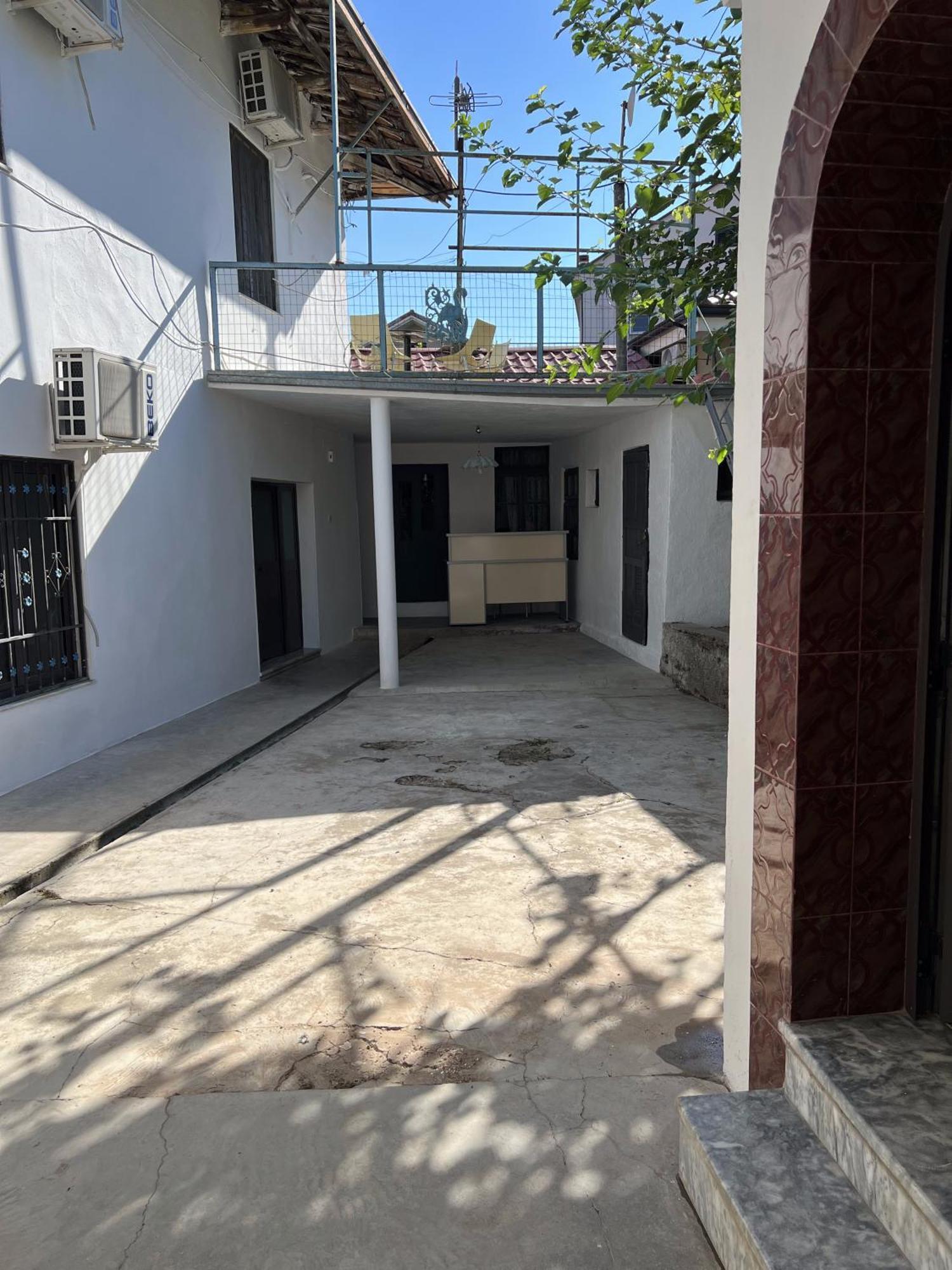 Onetwosleep Guesthouse شكودر المظهر الخارجي الصورة