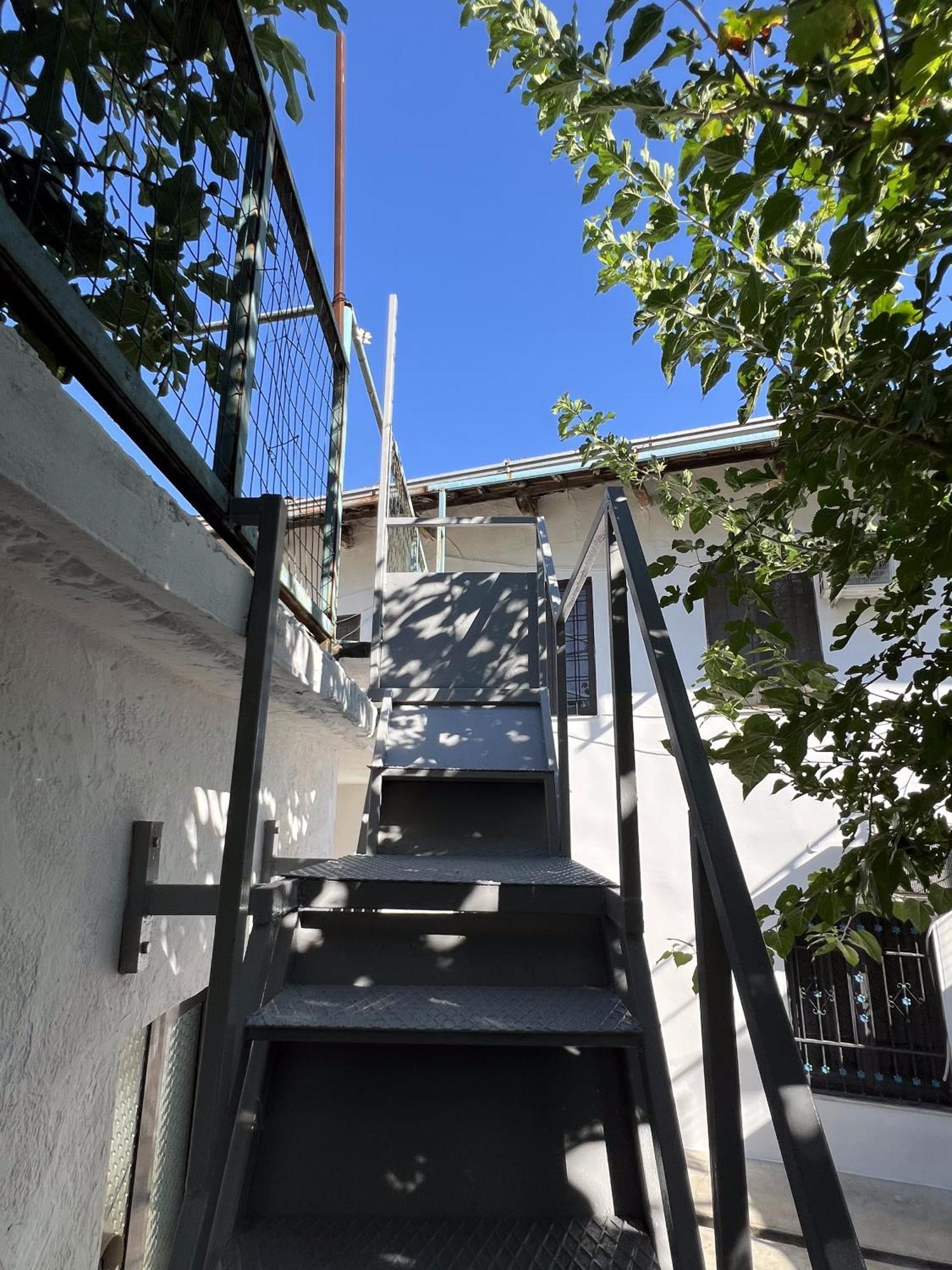 Onetwosleep Guesthouse شكودر المظهر الخارجي الصورة