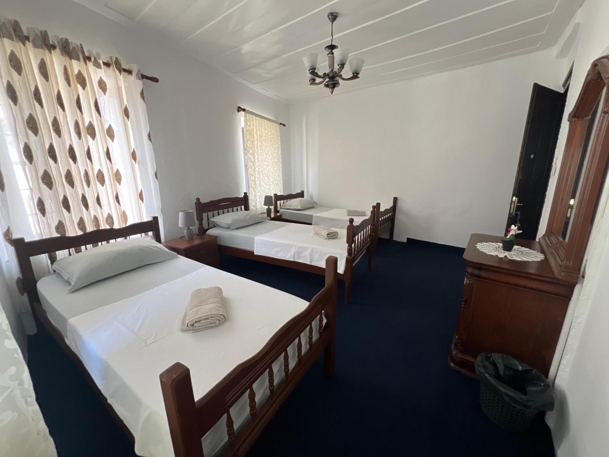 Onetwosleep Guesthouse شكودر المظهر الخارجي الصورة