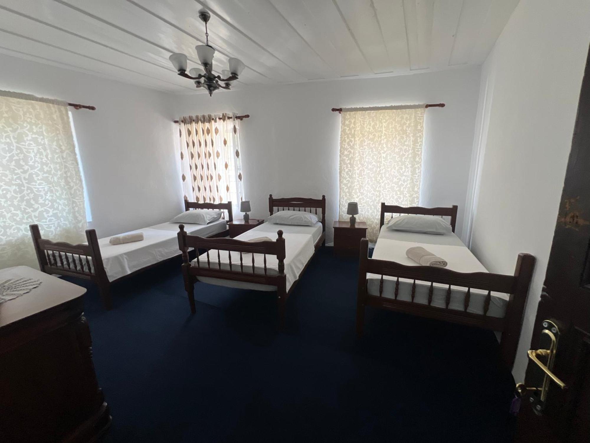 Onetwosleep Guesthouse شكودر المظهر الخارجي الصورة